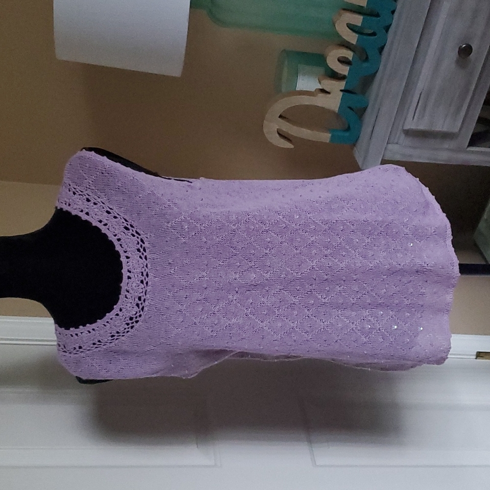 Victoria sleevless sweaters cute and very feminine